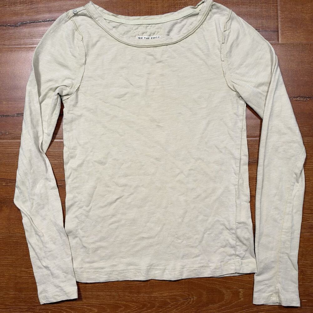 We The Free Long Sleeve T Shirt Womens S Beige Round Neck Retro Classic City Alt